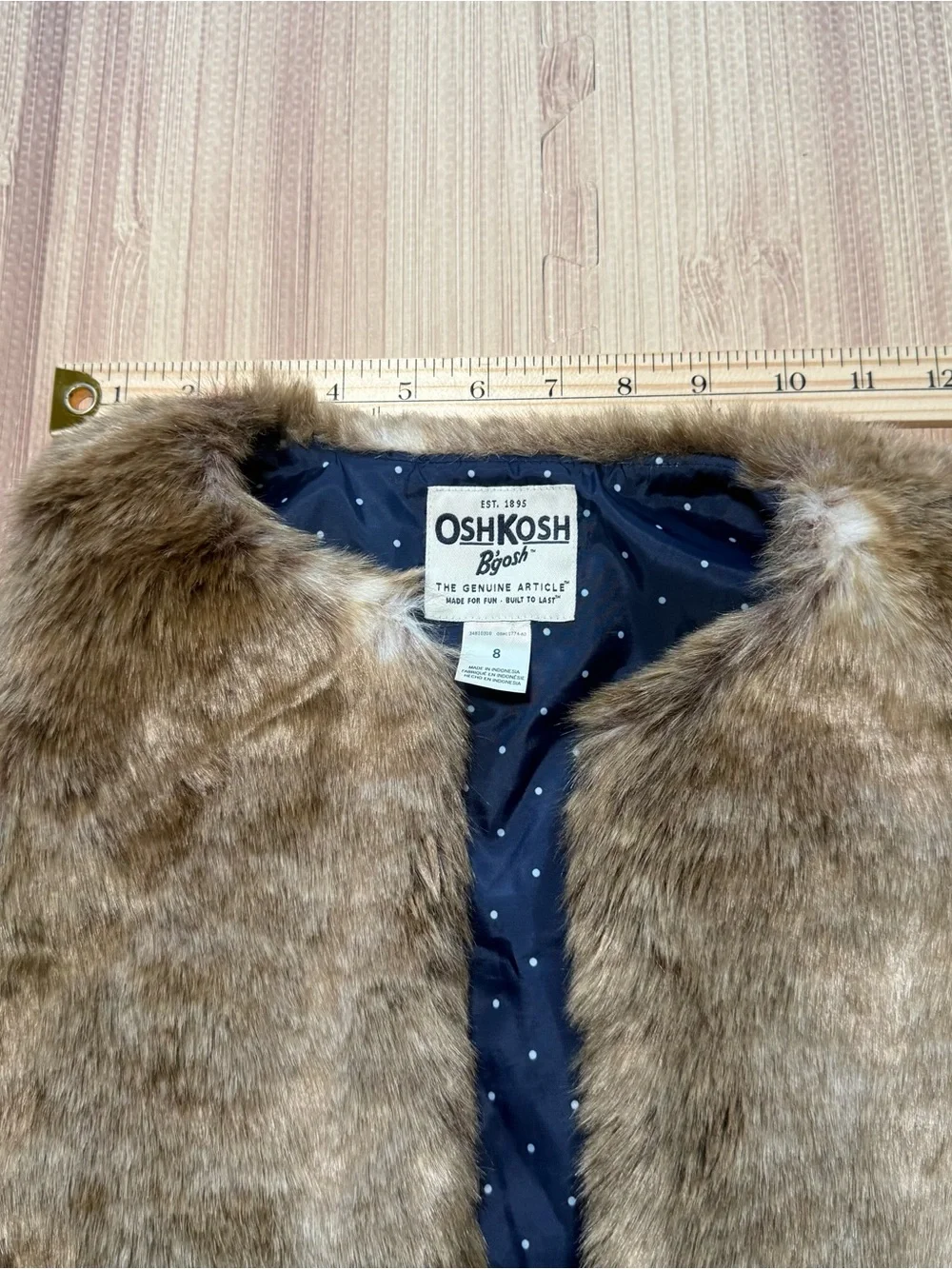 OshKosh B’gosh Girls Size 8 Brown Faux Fur Vest Sleeveless Fall Winter